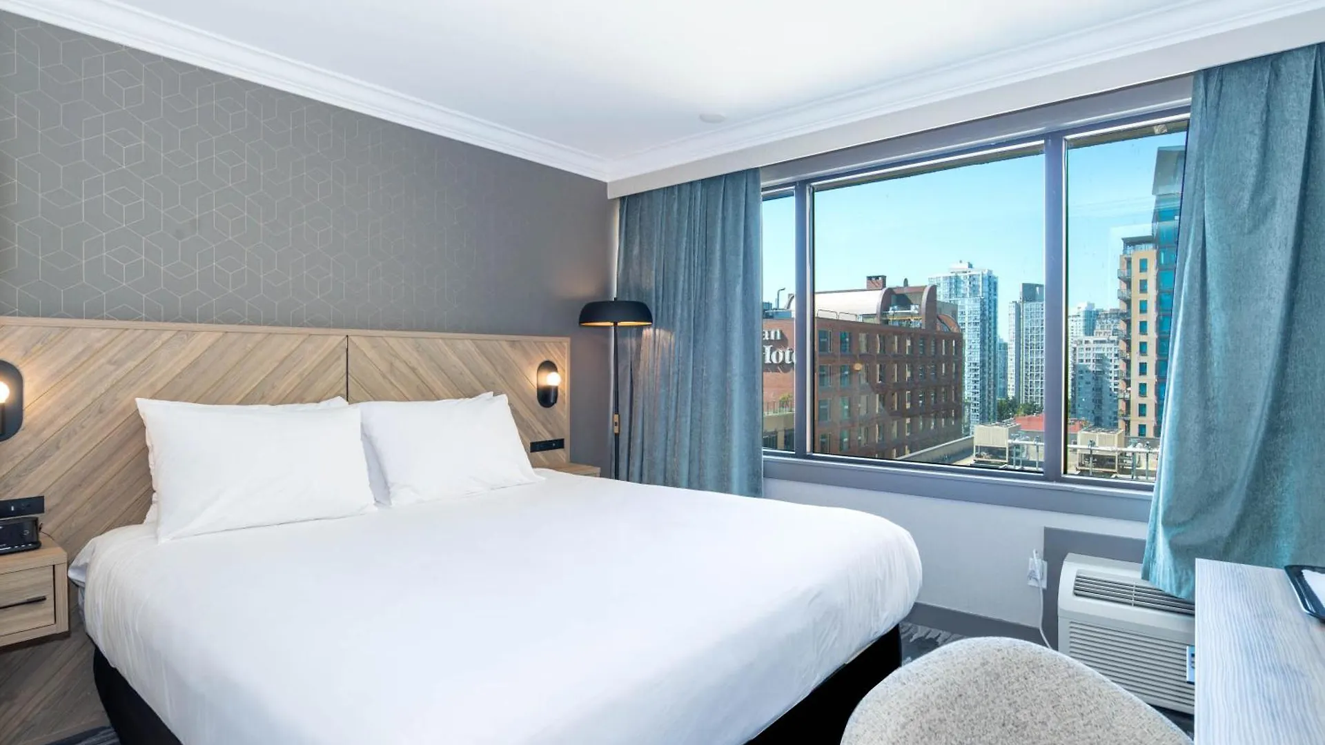 Sandman Hotel Vancouver Downtown