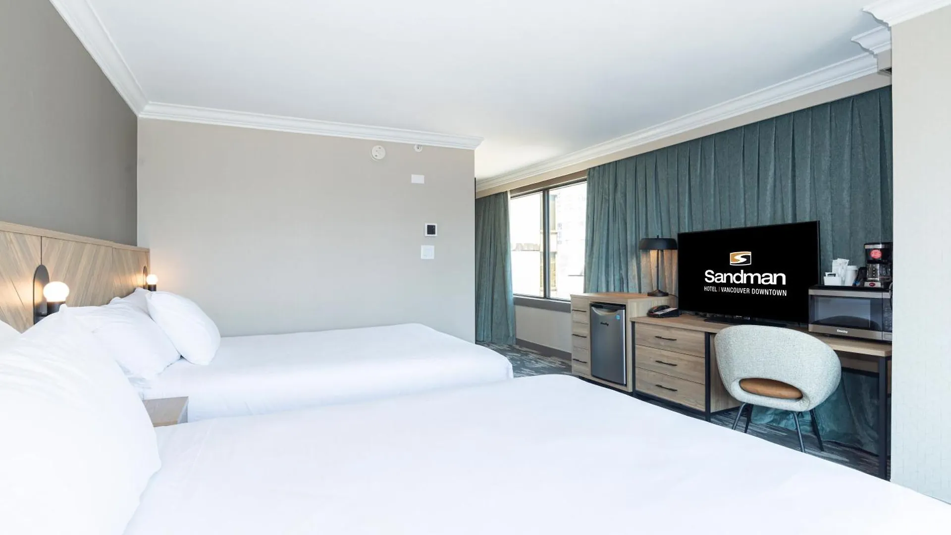 Sandman Hotel Vancouver Downtown