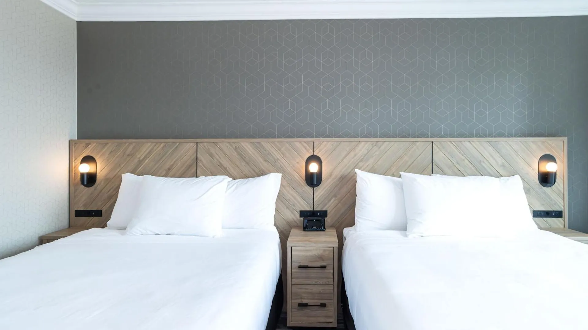 Sandman Hotel Vancouver Downtown