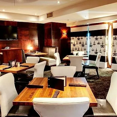 Sandman Hotel Vancouver Downtown